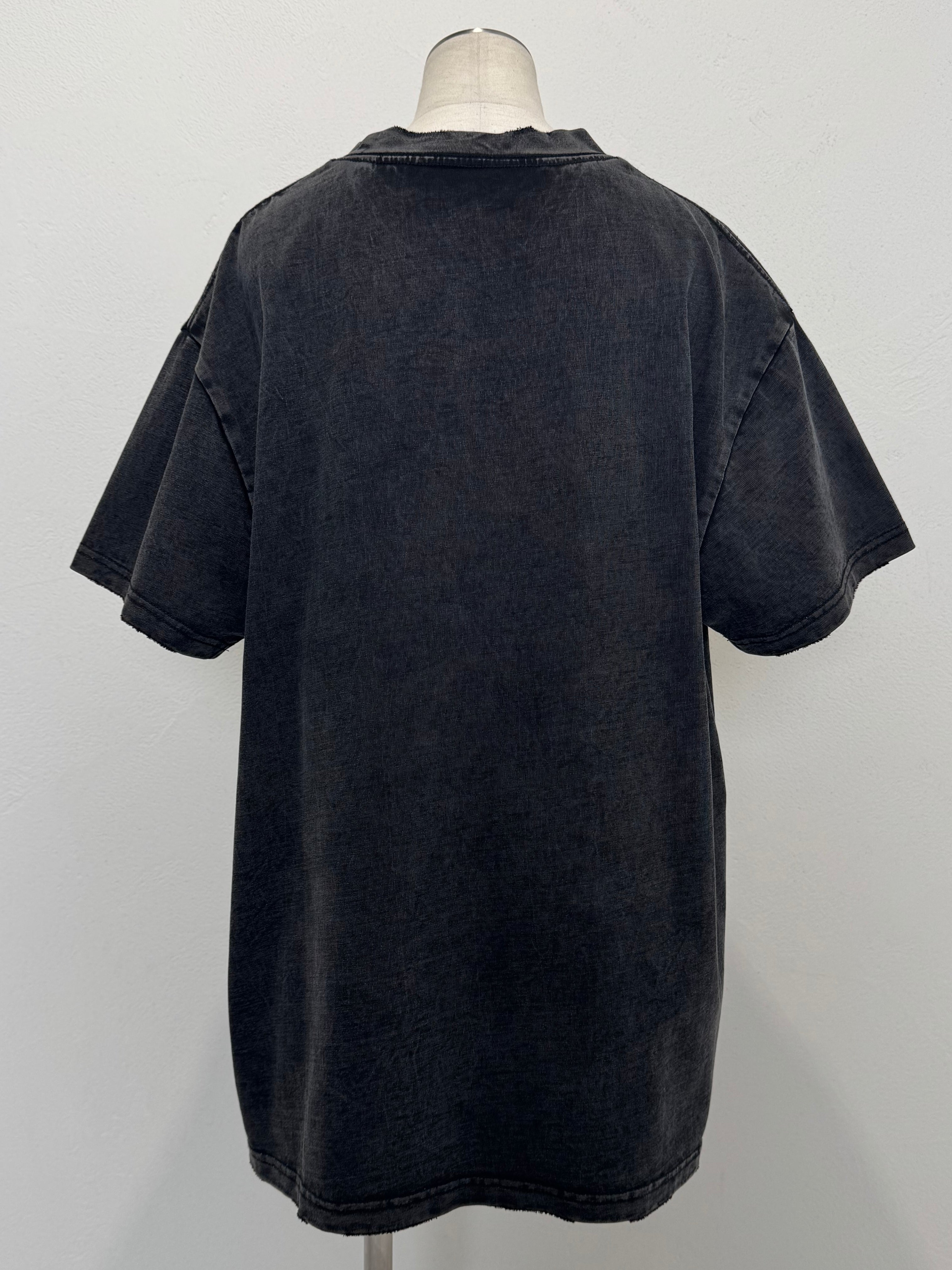 [UNISEX] ピグメント ピアス Over TEE