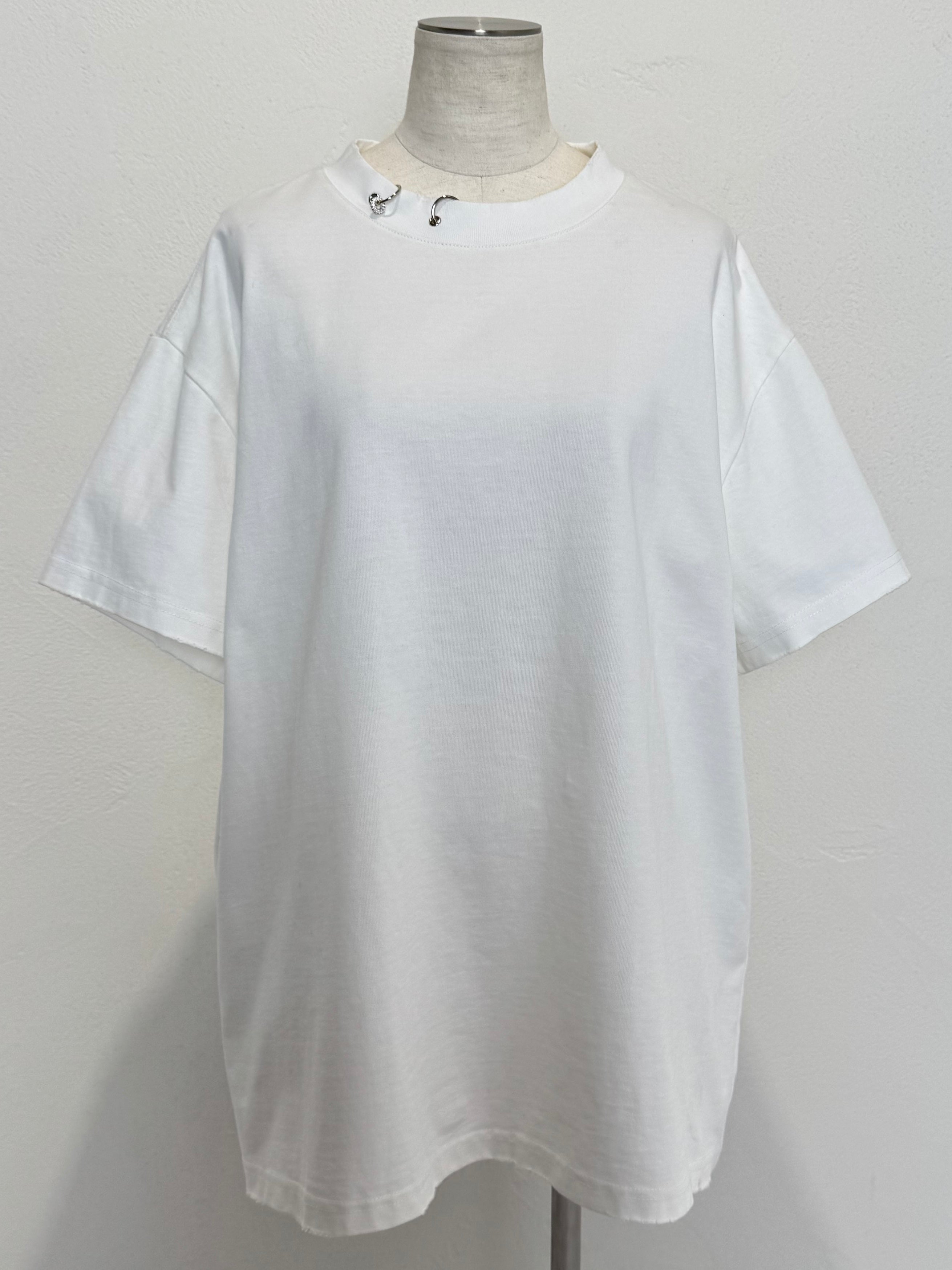 [UNISEX] ピグメント ピアス Over TEE