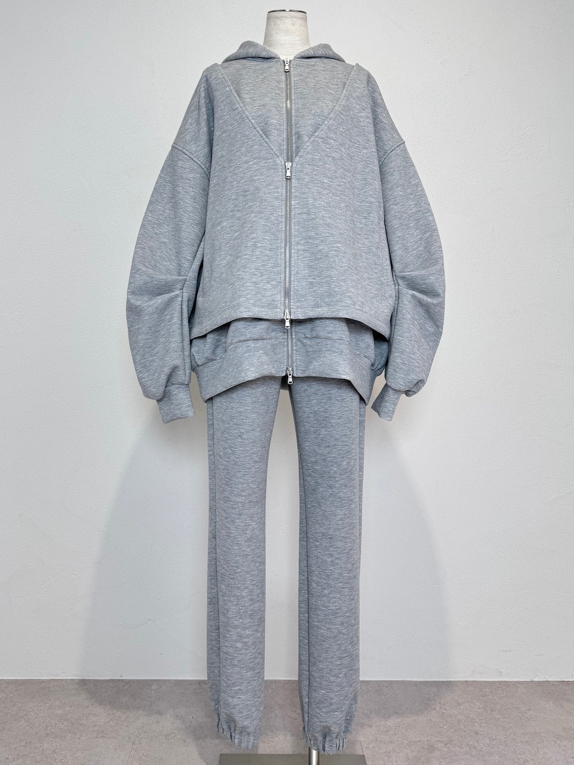 Layer Zip Hoodie Setup