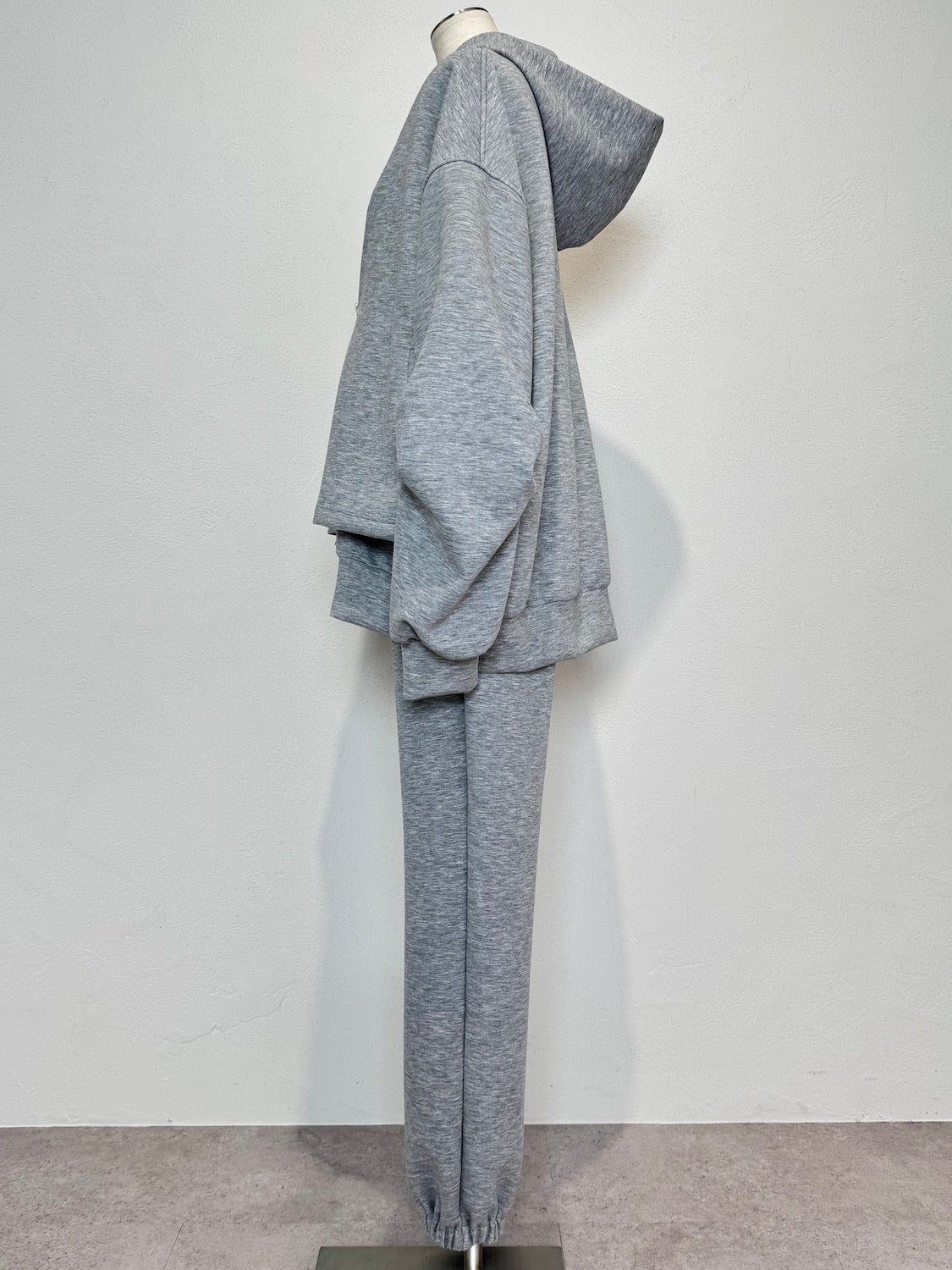 Layer Zip Hoodie Setup