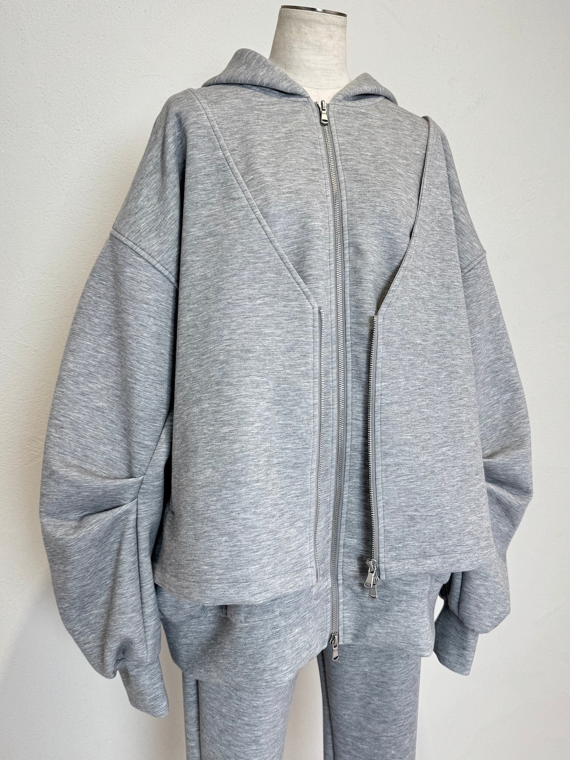Layer Zip Hoodie Setup