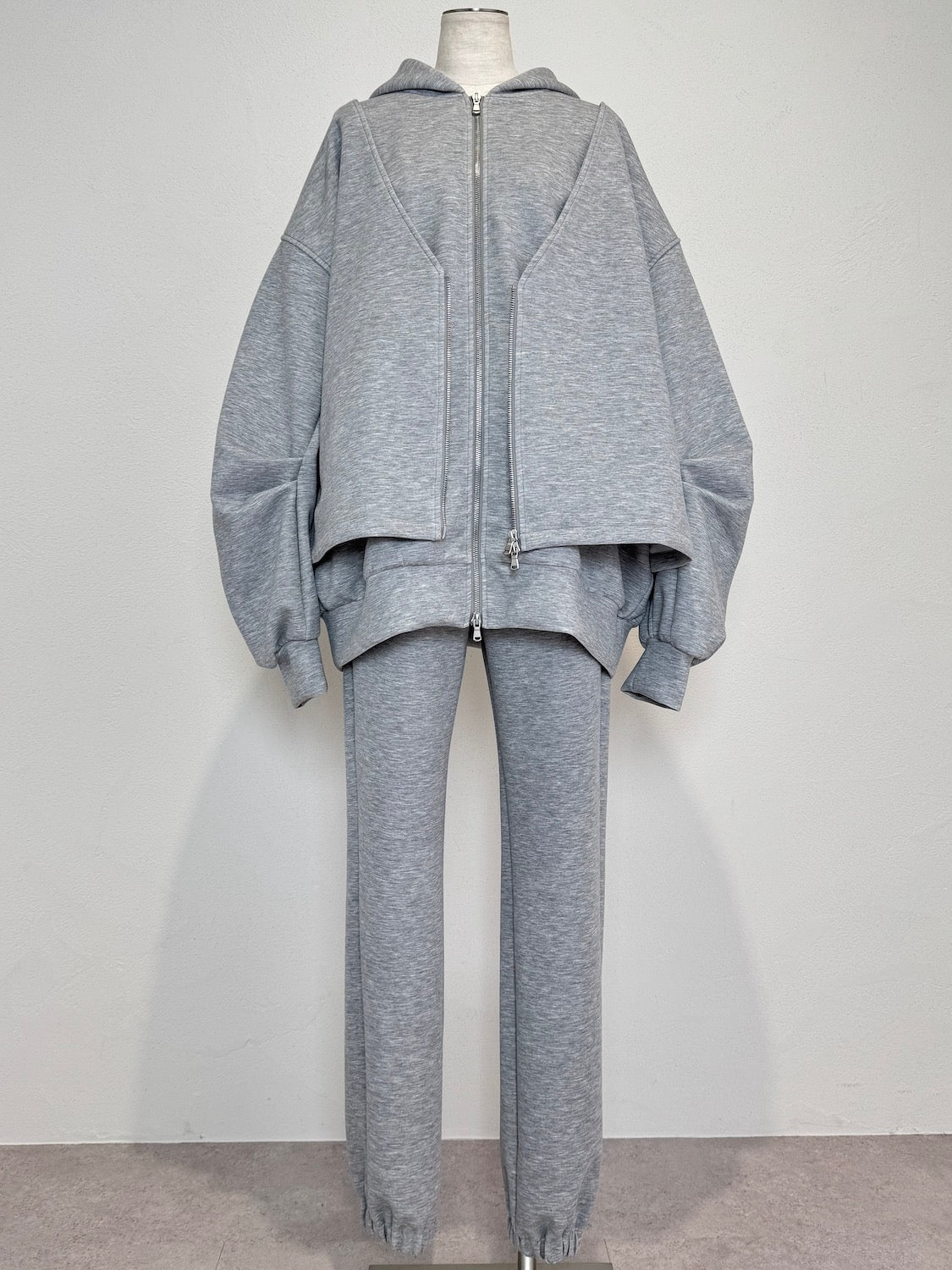 Layer Zip Hoodie Setup