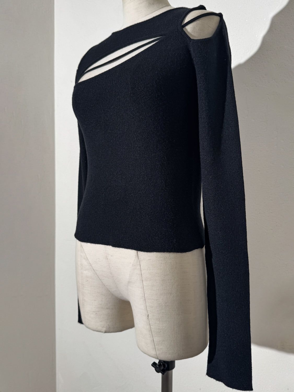 カット ストラップ KNIT ロングスリーブ