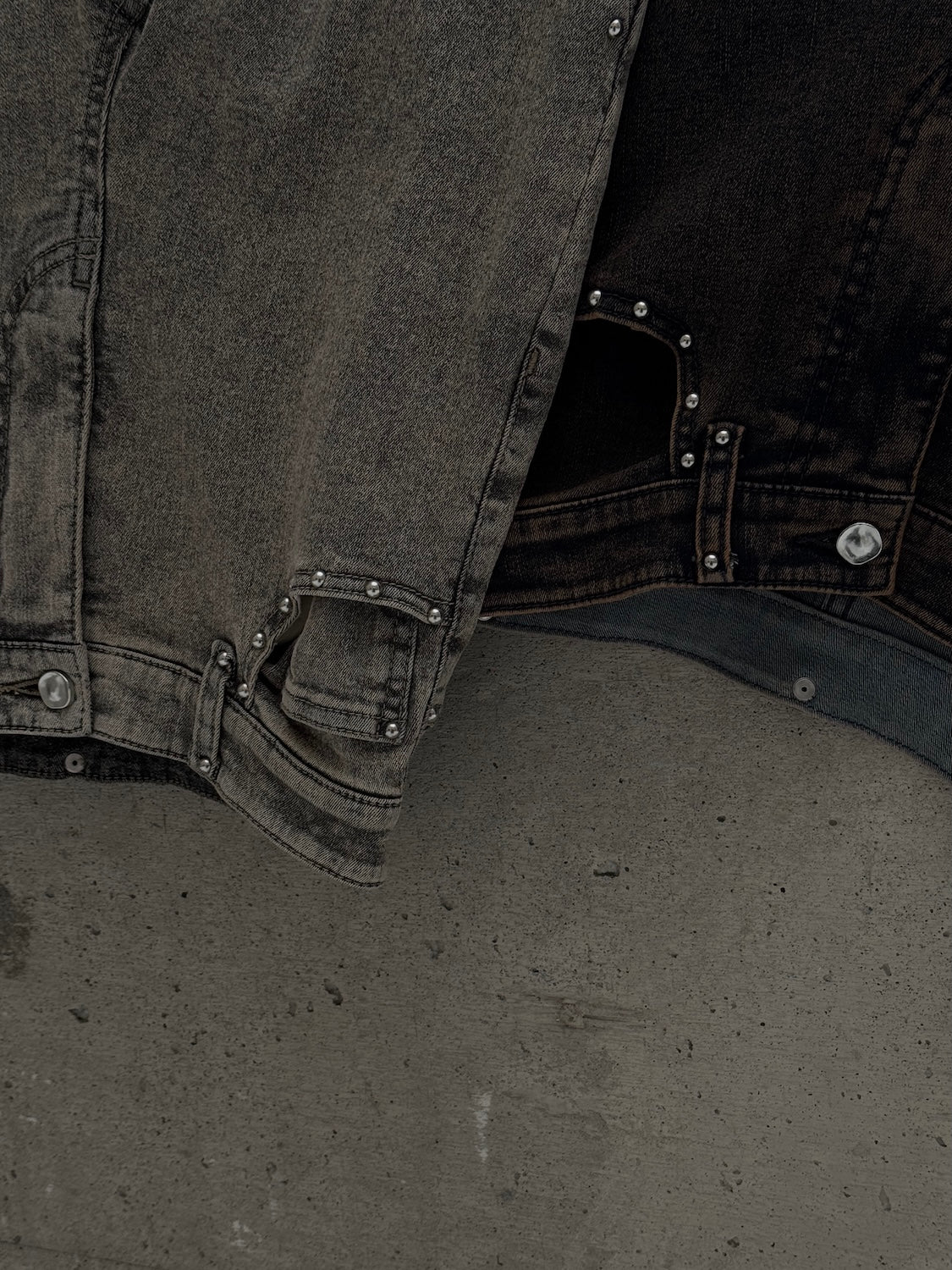 Multi スタッズ Stretch デニム