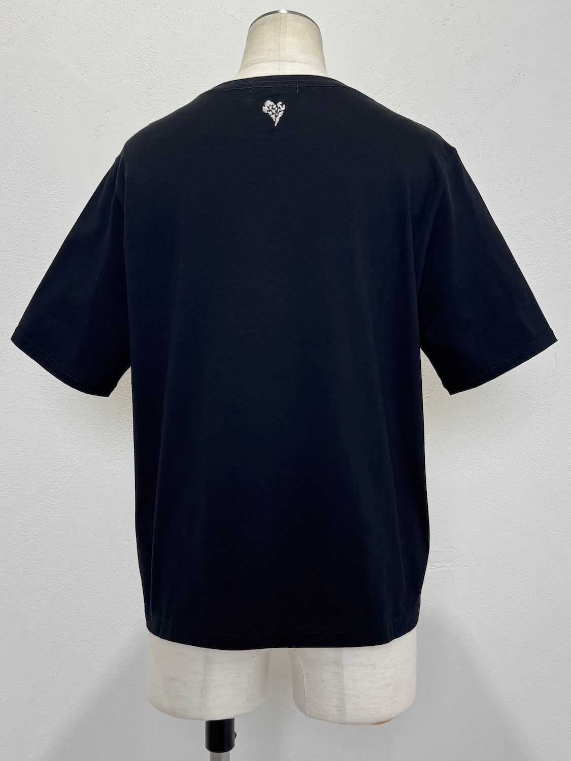 Embroidery ハート Tシャツ