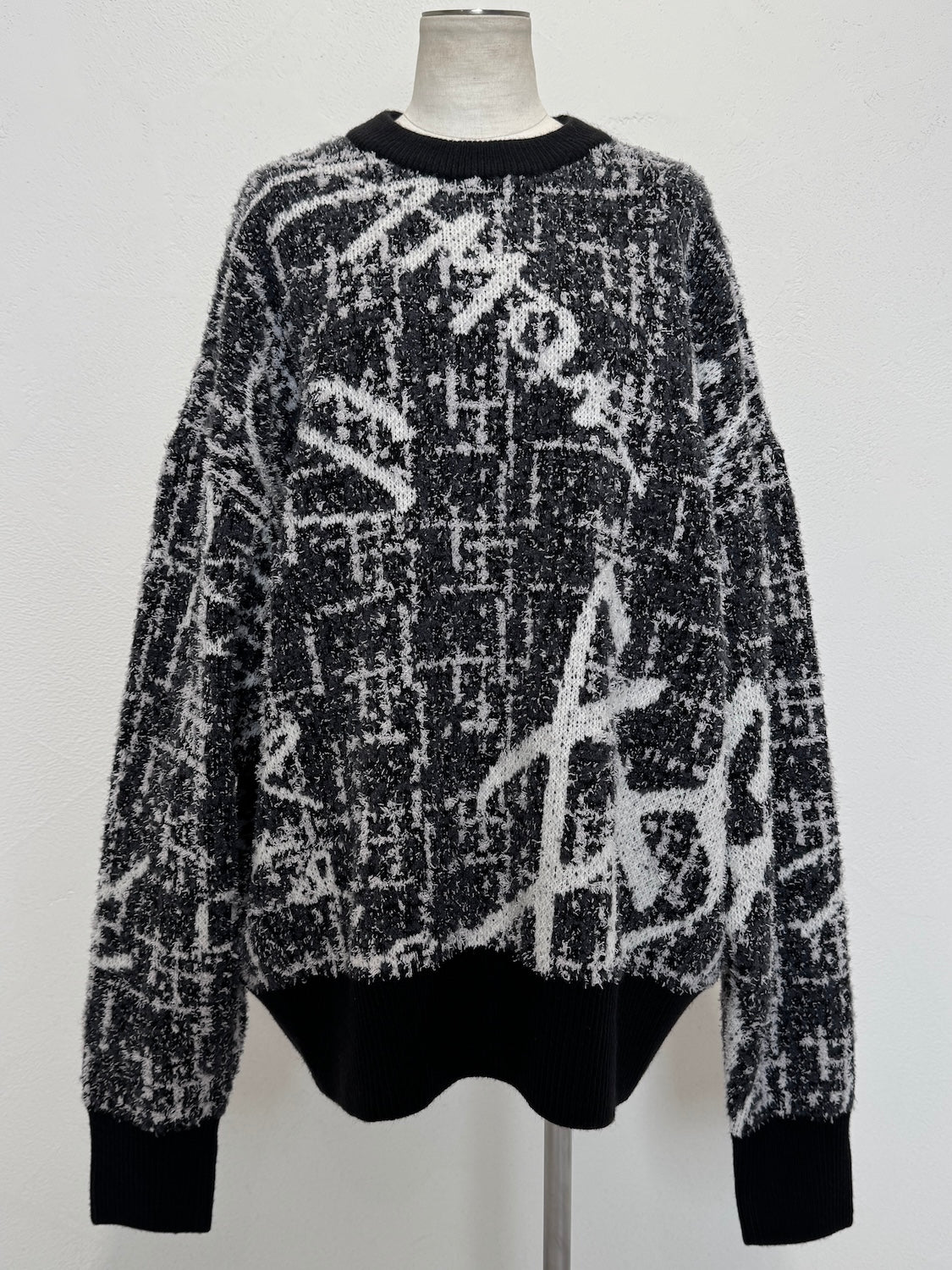 ツイードライク グラフィティ KNIT プルオーバー