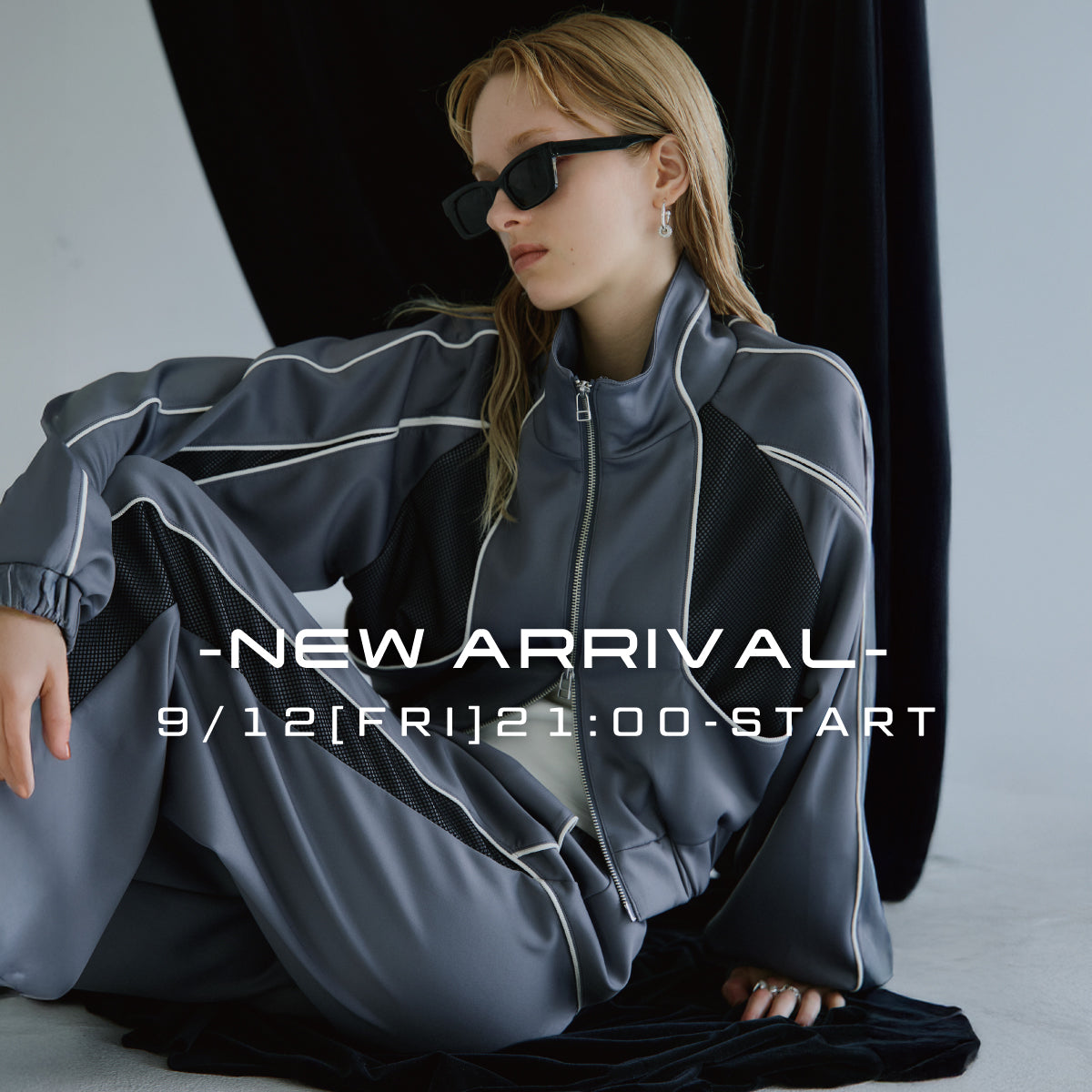 Glam Lips（グラムリップス）／オフタートル スウェット ワンピース NEW ITEM