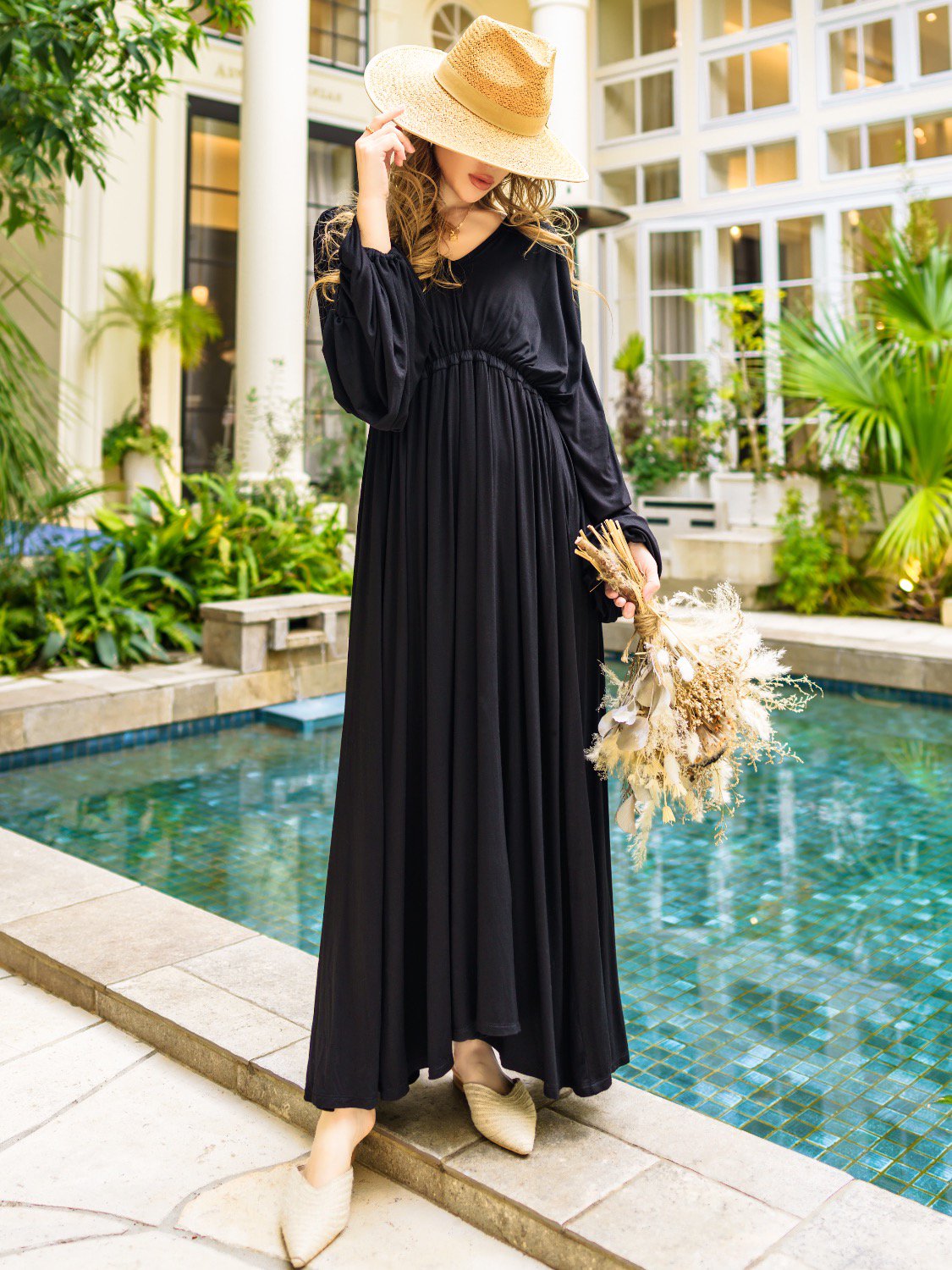 Gather Sleeve Both-V Relax Dress One-piece