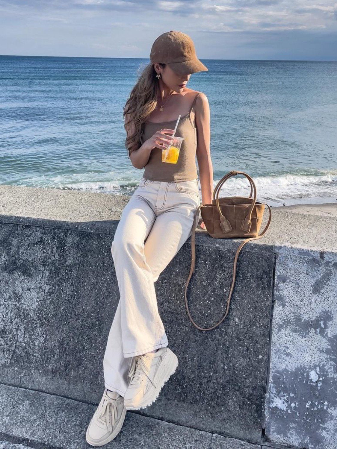 Latte Color Semi-flare Stitch Denim